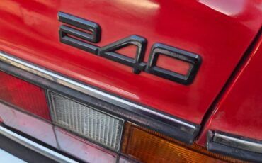 Volvo-240-1991-15
