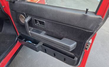 Volvo-240-1991-17