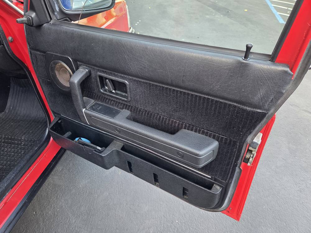 Volvo-240-1991-17
