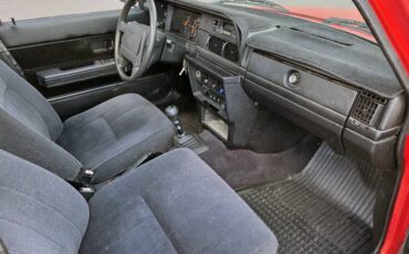 Volvo-240-1991-8