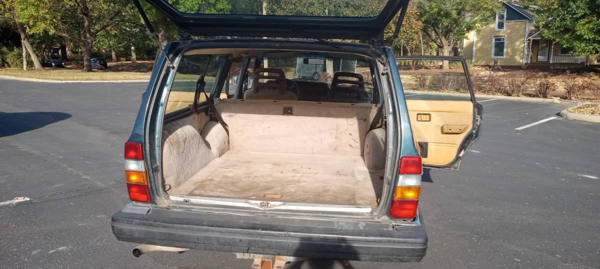 Volvo-240-1993-1