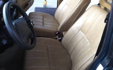 Volvo-240-1993-green-12