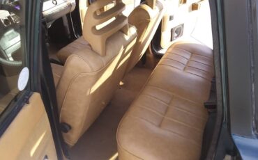Volvo-240-1993-green-16