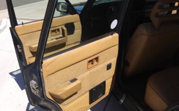 Volvo-240-1993-green-17