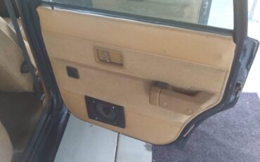 Volvo-240-1993-green-19