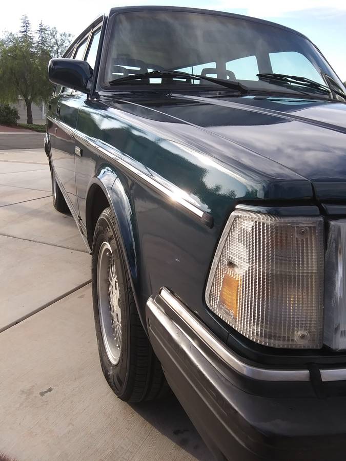 Volvo-240-1993-green-6