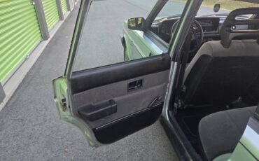 Volvo-240-dl-1987-13