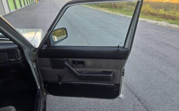 Volvo-240-dl-1987-14