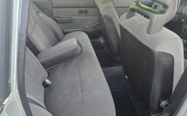 Volvo-240-dl-1987-15