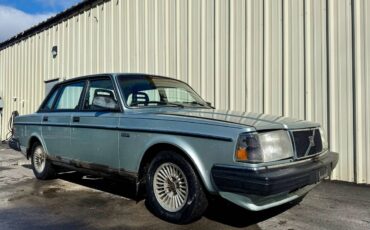 Volvo-240-dl-1987-16