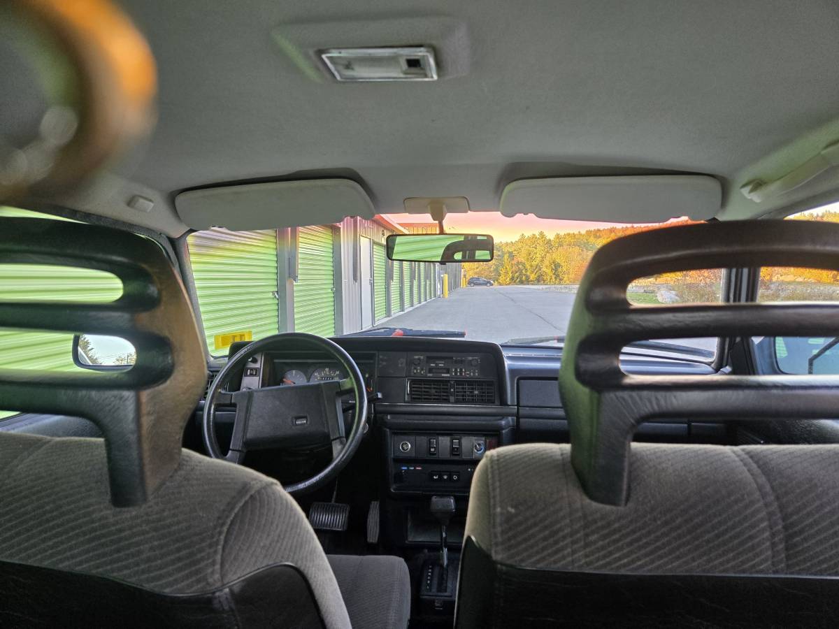 Volvo-240-dl-1987-17