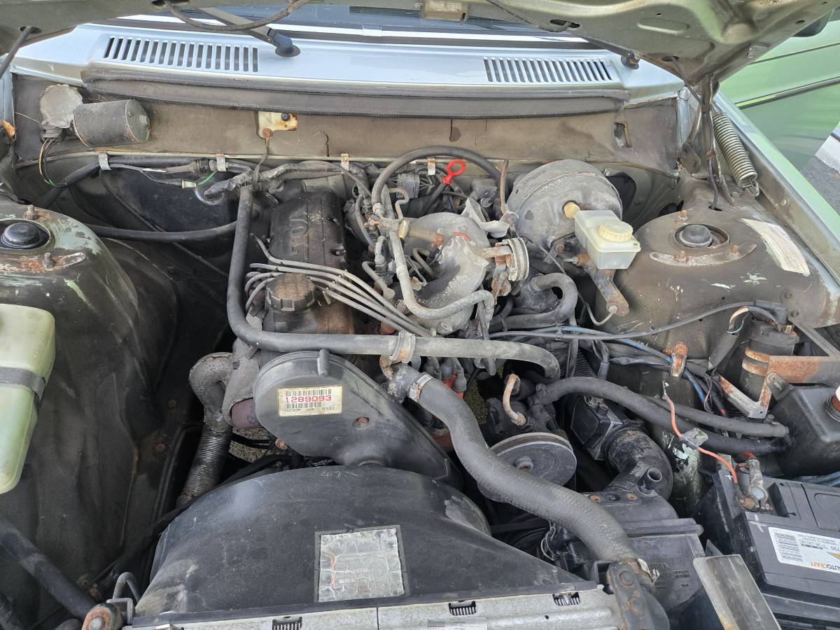 Volvo-240-dl-1987-18