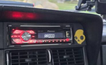 Volvo-240-dl-1987-19