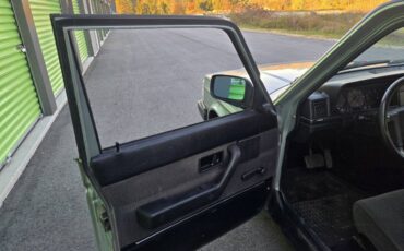 Volvo-240-dl-1987-22