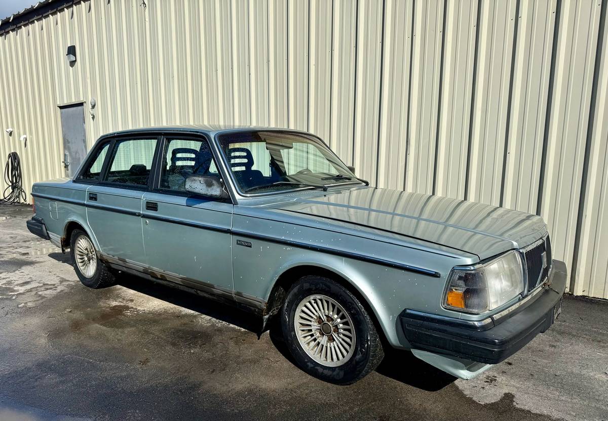 Volvo-240-dl-1987-31