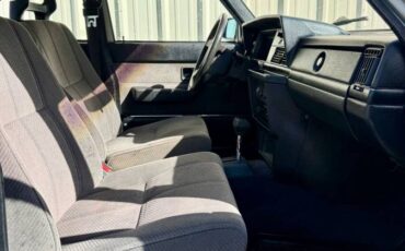 Volvo-240-dl-1987-62