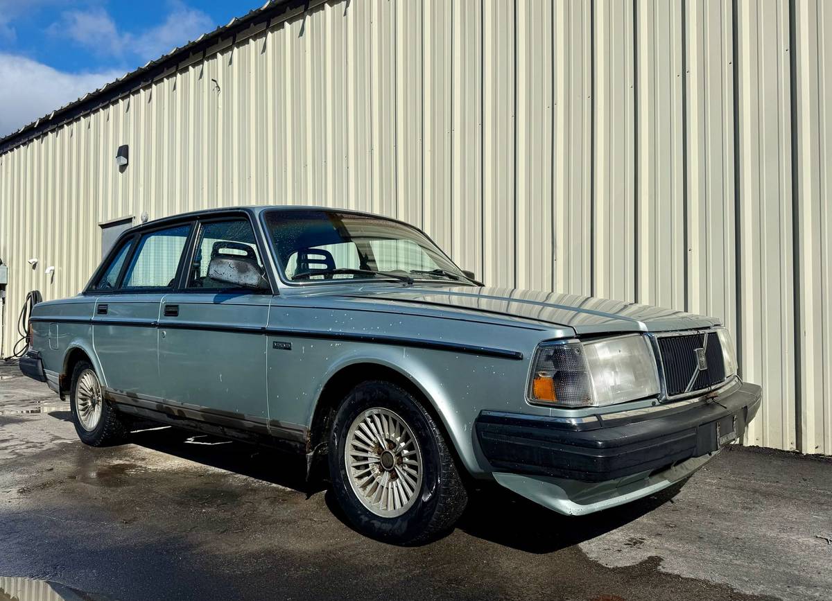 Volvo-240-dl-1987-68