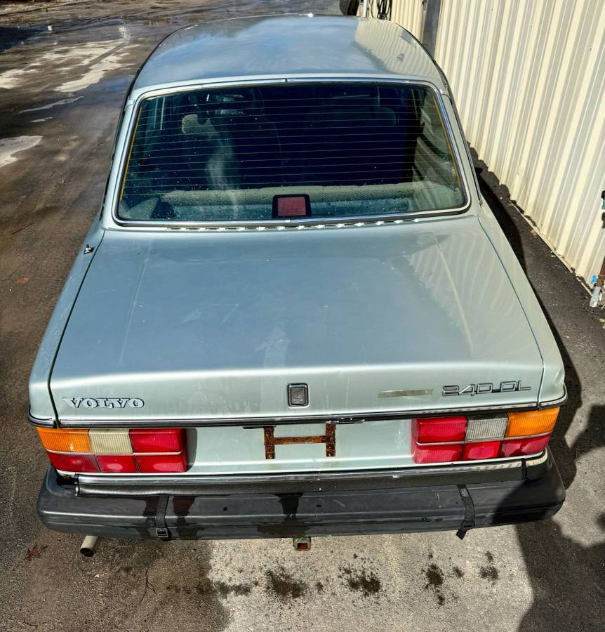 Volvo-240-dl-1987-70