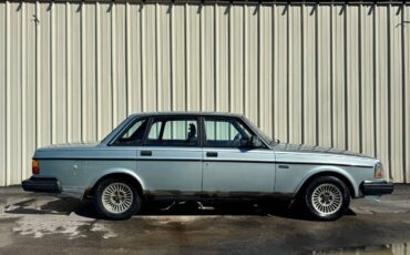 Volvo-240-dl-1987-71