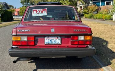 Volvo-240-series-1988-red