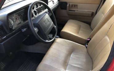 Volvo-240-series-1993-red-10
