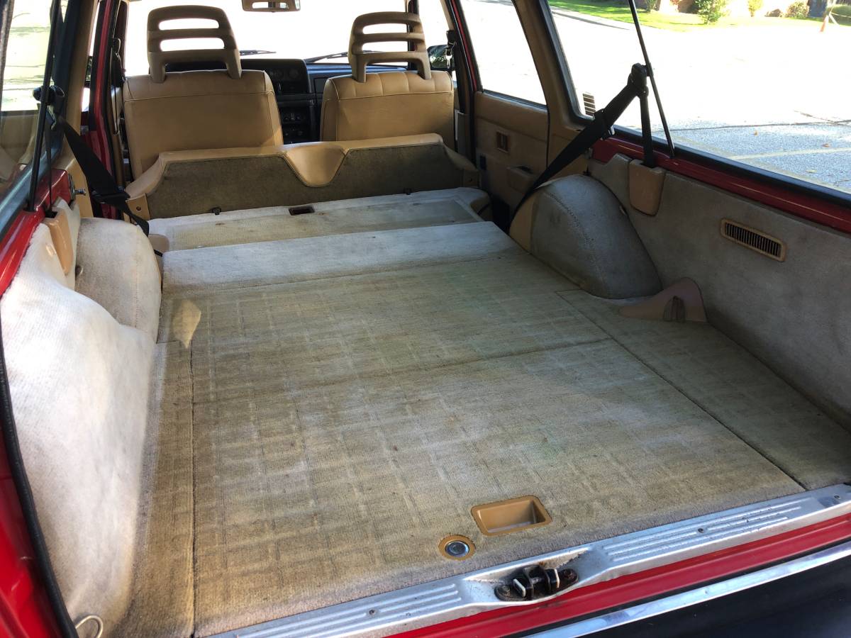 Volvo-240-series-1993-red-16