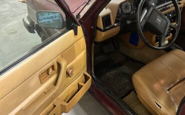 Volvo-240-series-cb-1981-brown-11