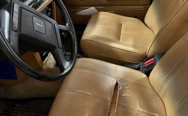 Volvo-240-series-cb-1981-brown-12