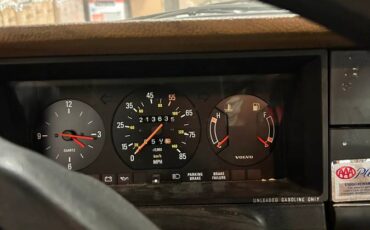 Volvo-240-series-cb-1981-brown-13