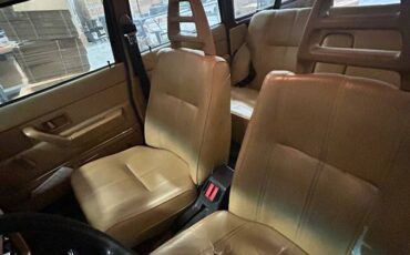 Volvo-240-series-cb-1981-brown-14