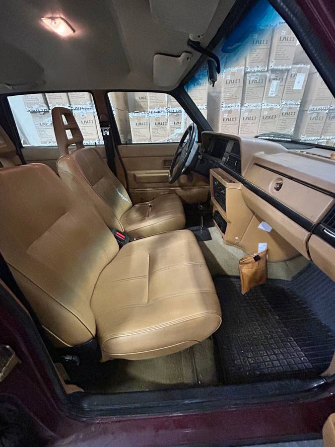 Volvo-240-series-cb-1981-brown-15