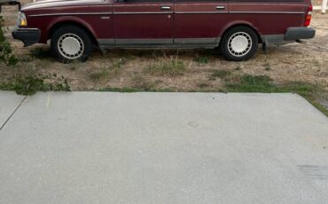 Volvo-240-wagon-1990-red-6