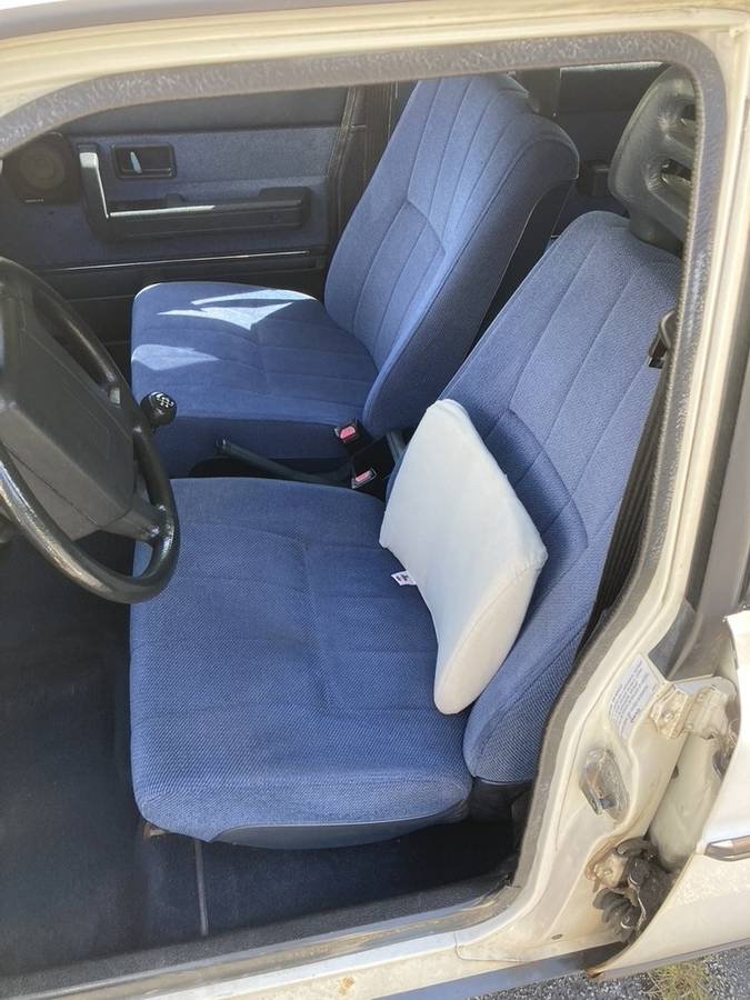 Volvo-240-wagon-1992-3
