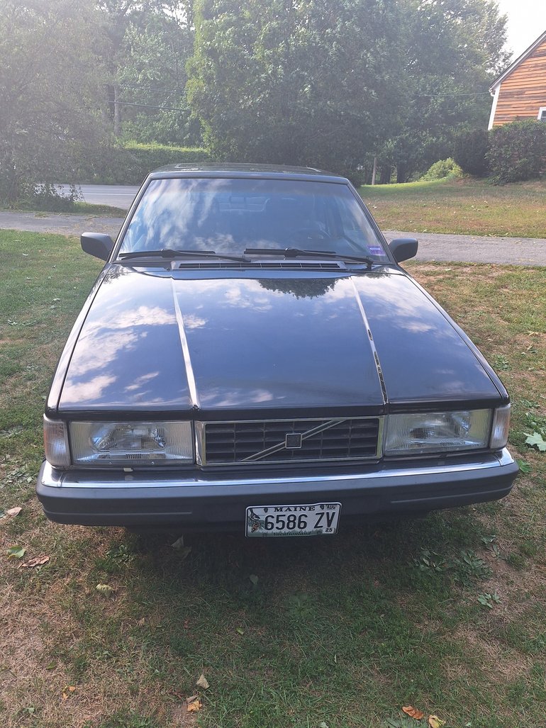 Volvo-780-1989-Black-Tan