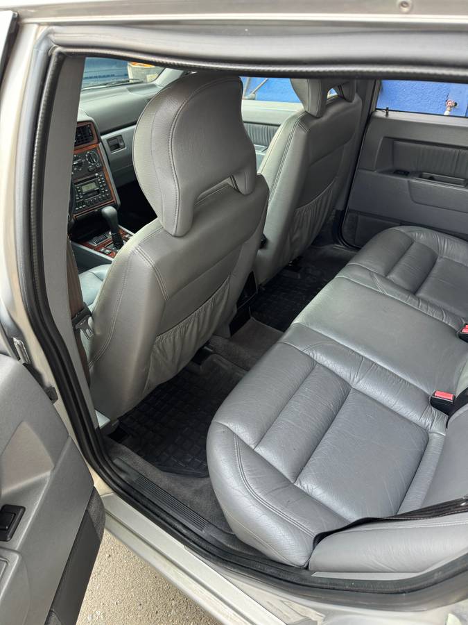 Volvo-850-series-1996-grey-5