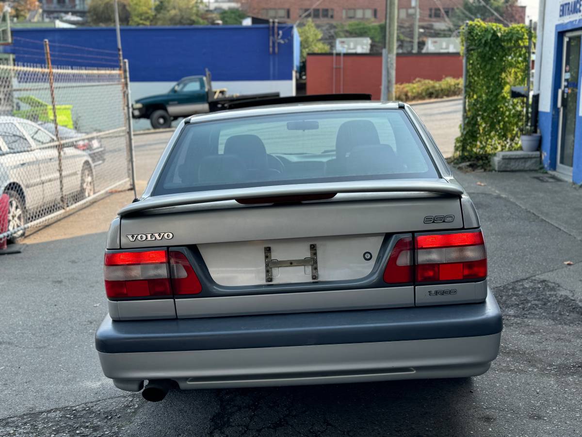 Volvo-850-series-1996-grey-8