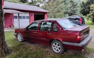 Volvo-850-series-1996-red-2