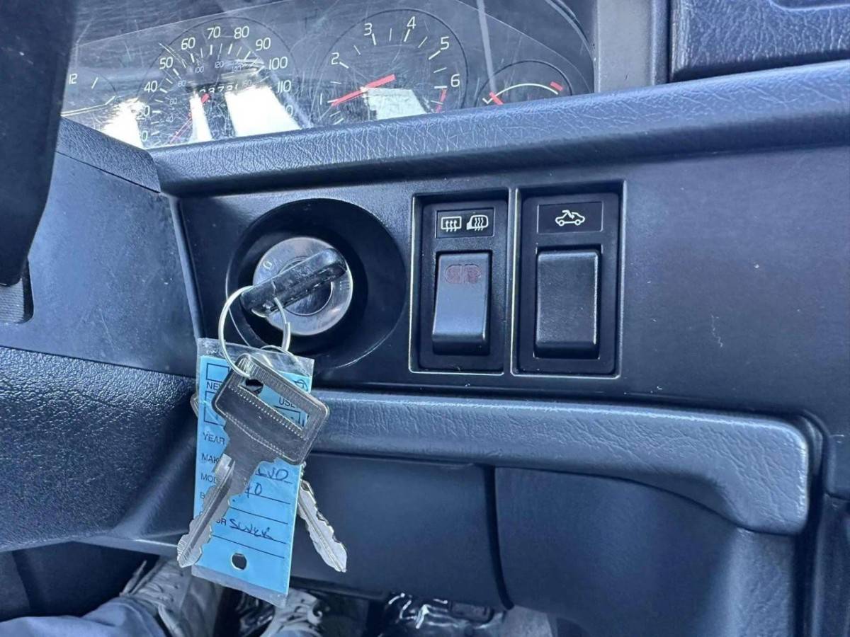 Volvo-940-1993-47
