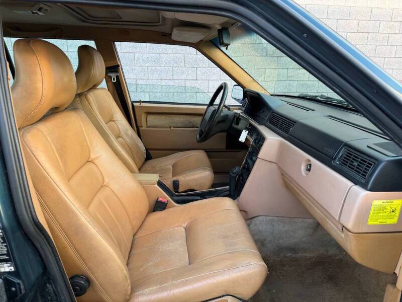 Volvo-940-1994-green-12