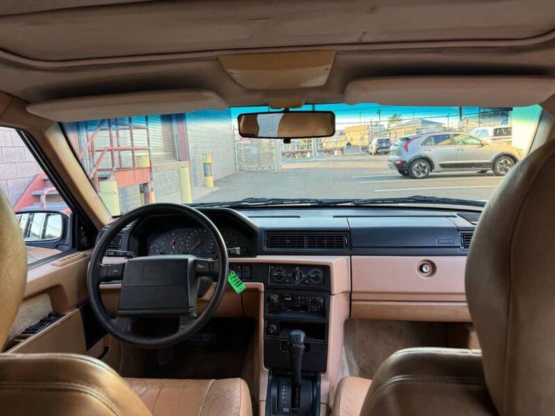 Volvo-940-1994-green-15