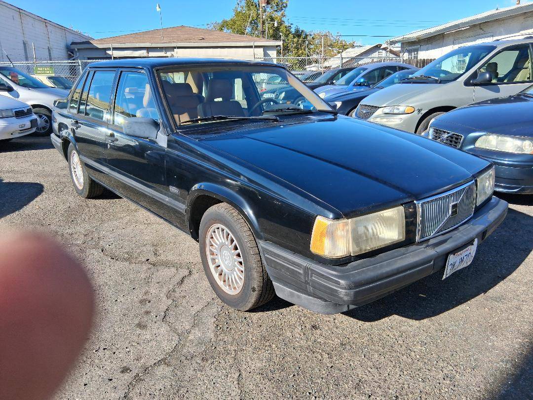 Volvo-940-series-1994-black-8