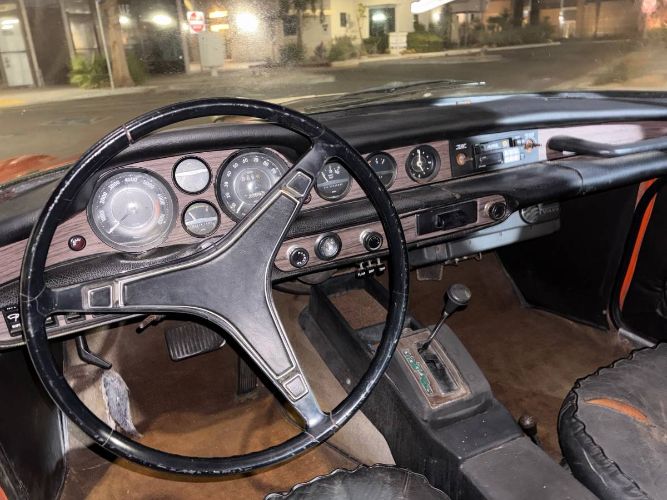 Volvo-P1800es-1973-Orange-2