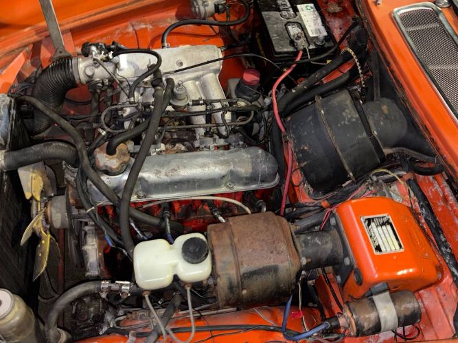Volvo-P1800es-1973-Orange-6