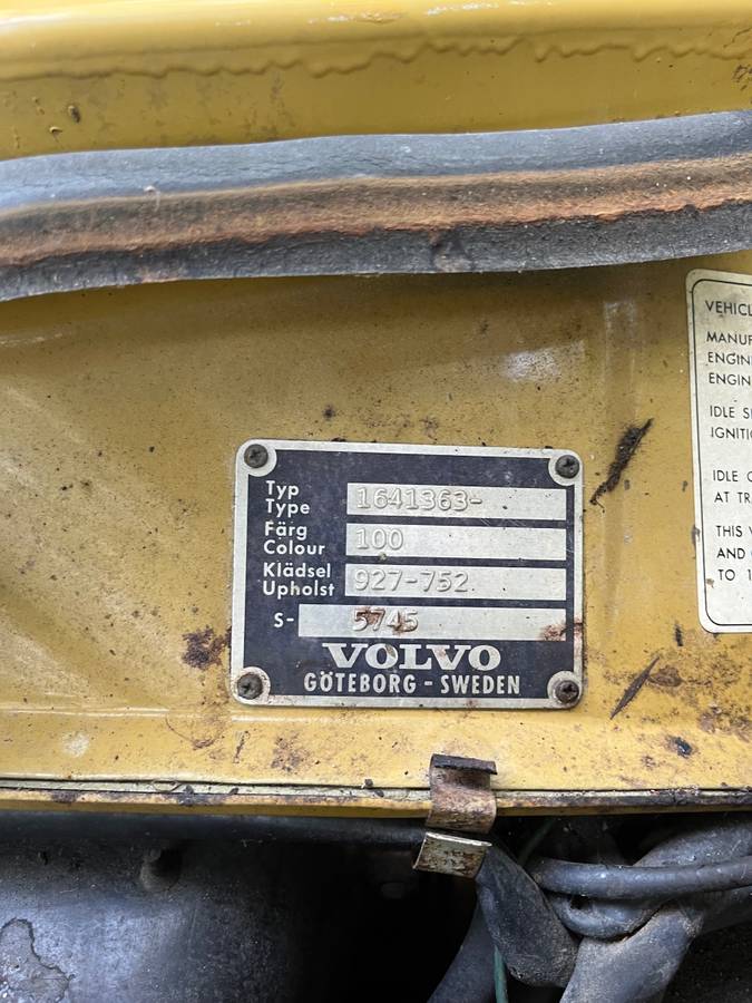 Vovlo-164-1971-yellow-5