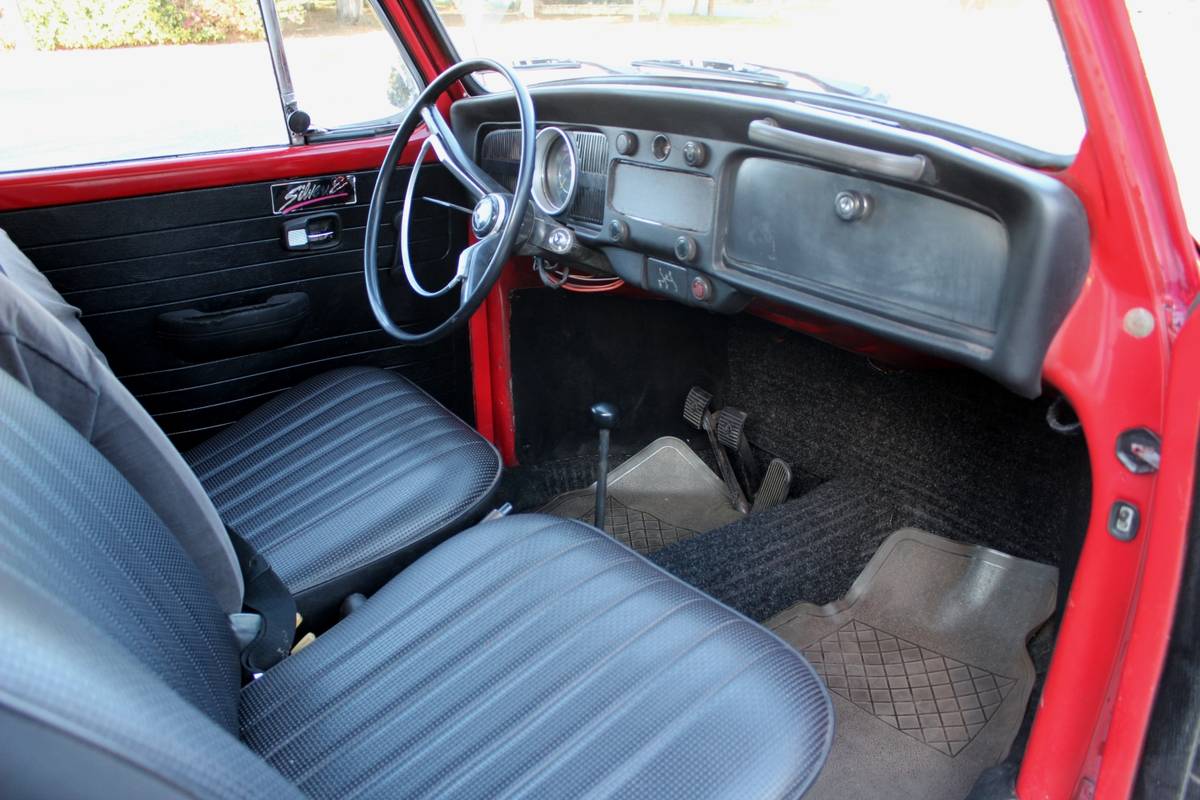 Vw-beetle-1970-red-4
