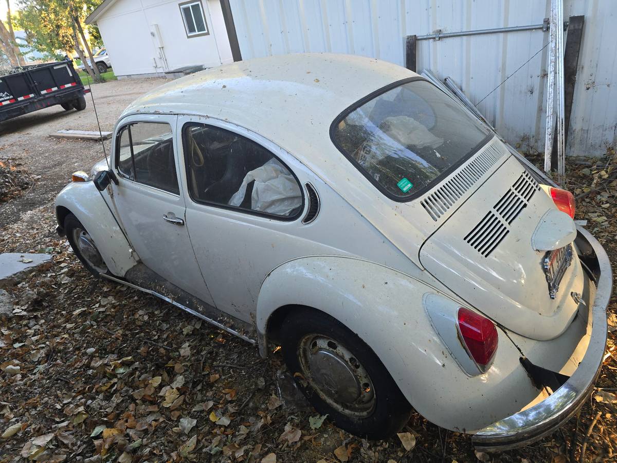 Vw-beetle-1972-white-1