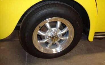 Vw-beetle-1979-yellow-11