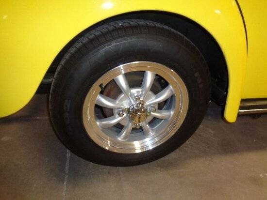 Vw-beetle-1979-yellow-8