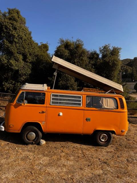 Vw-bus-1977-orange-1