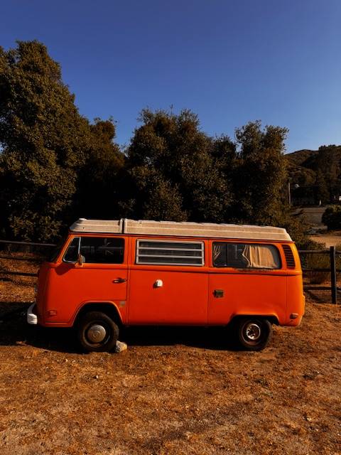 Vw-bus-1977-orange-15
